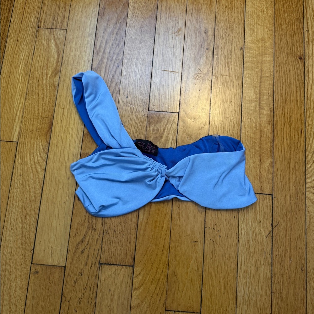 Hot Miami blue crop top